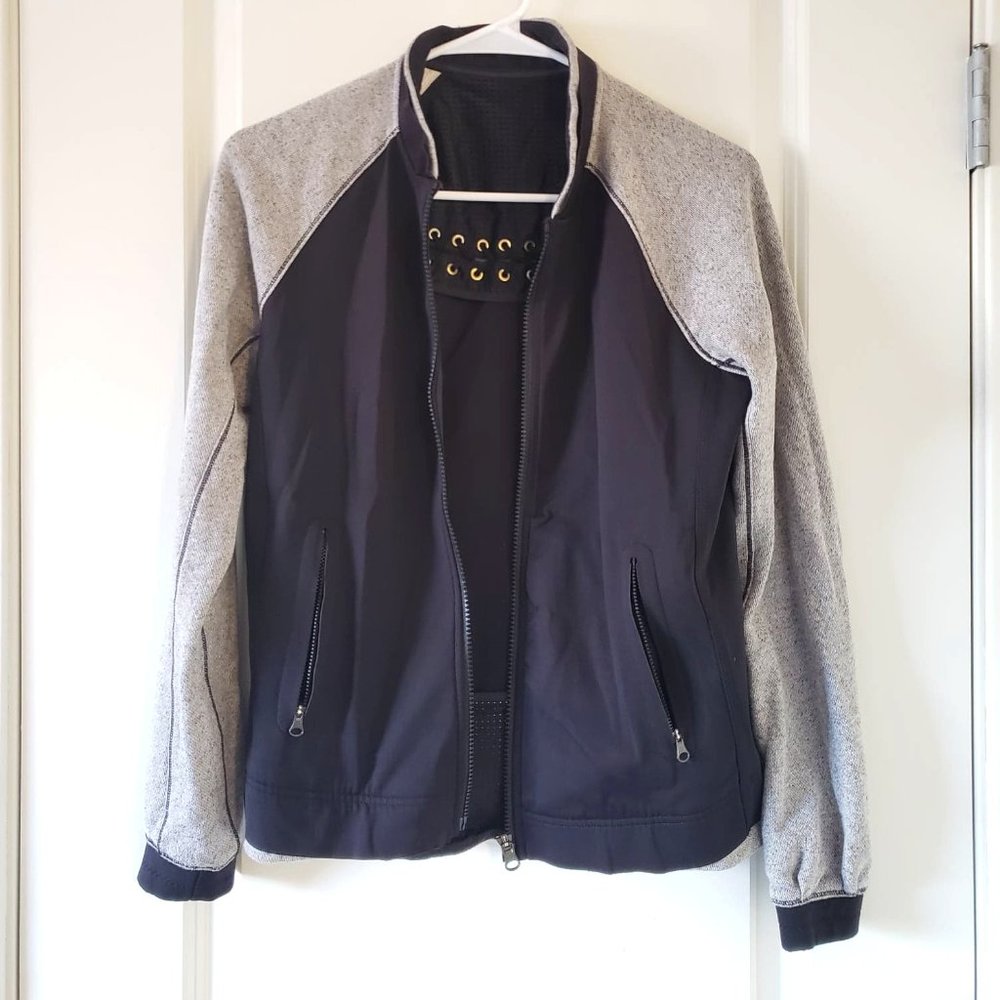 Lululemon Black and Grey Athletic Jacket - Size S